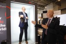 predstavljen hologramski demo sa 5g u barseloni