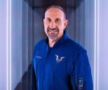 brenson pre bezosa poleće u svemir