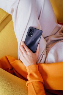 Motorola edge 20 serija premijum srednje klase