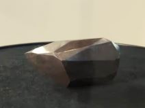 Enigma crni dijamant