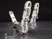 Robotic hand photo 7.jpg