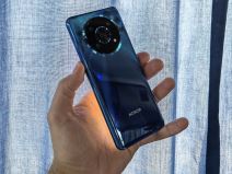 HONOR Magic4 Lite 3.jpg