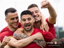 Kupi vivo telefon vodimo te u Katar mala.jpg