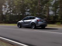 Tesla treći opoziv vozila u novembru zadnja svetla