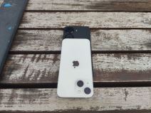 iPhone vs Asus 5.jpg