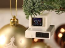 Novogodišnji ukras za jelku pokreće Doom igru