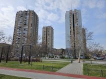 Samsung Galaxy S23 Plus kamere dan 4.jpg