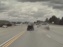 Saobraćajna nesreća Tesla Autopilot 7.jpg