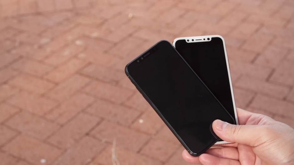 stari iPhone brže radi u Francuskoj