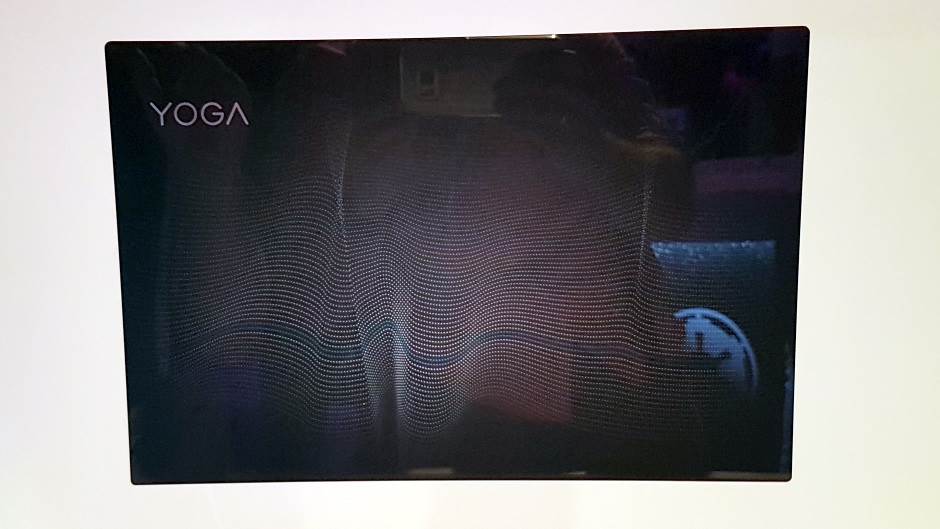 NOVA VRSTA EKRANA POSTAJE STANDARD ZA SVE: 90 herca osvežavanje, OLED tip izrade i kvalitetnije boje