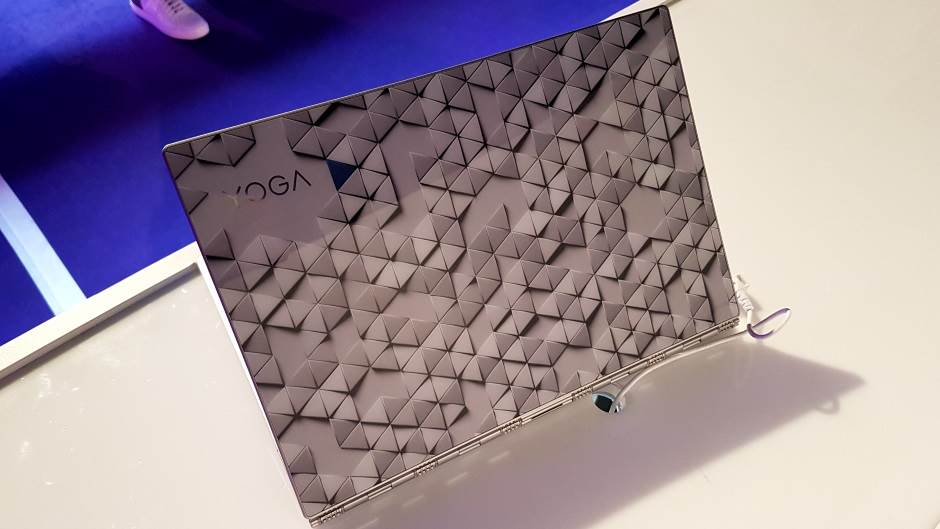 NOVA VRSTA EKRANA POSTAJE STANDARD ZA SVE: 90 herca osvežavanje, OLED tip izrade i kvalitetnije boje