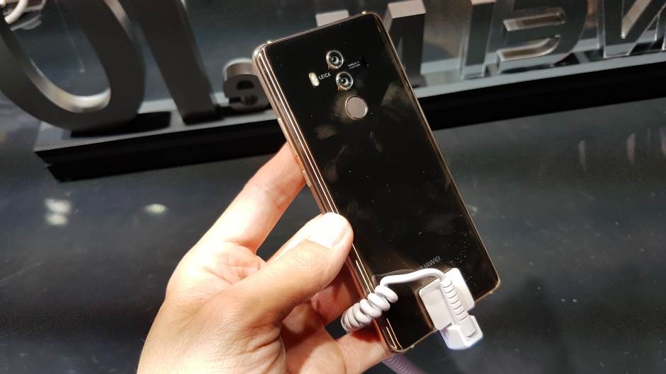 Huawei ne prodaje Huawei P i Huawei Mate serije telefona demanti lažna vest