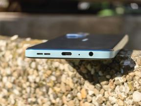 Nokia G22 3.jpg