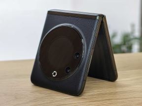 TECNO Phantom V Flip 5G 10.jpg