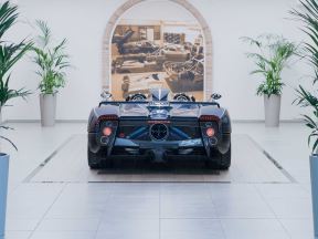 Pagani Zonda HP Barchetta 7.jpg