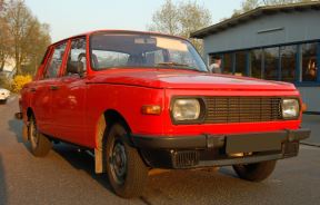 6 Wartburg 353 _ Foto Wikimedia Huhu Uet.jpg