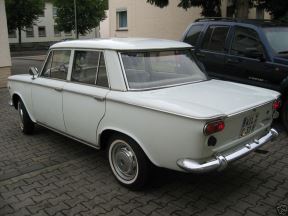 Fiat Zastava 1300 _ Foto Wikimedia Public domain (2).jpg