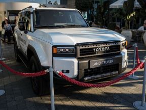 2 Toyota Land Cruiser_4.jpg