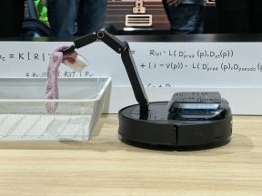 Dreame Cyber10 Ultra usisivač sa robotskom rukom