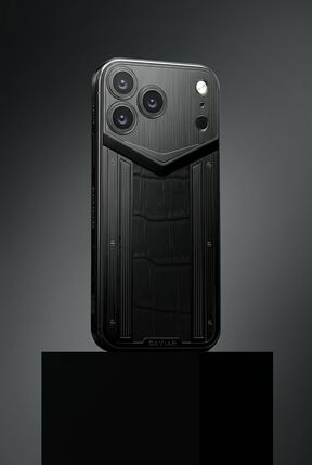 Caviar Black Edition iPhone slika 1.jpg