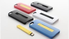 iPhone maska koja puni telefon