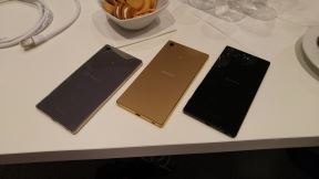 Sony prodaje smartfon Xperia liniju