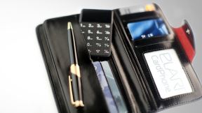 Elari CardPhone anti-smartfon