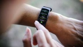 Samsung Galaxy Gear Fit2 cena u Srbiji, kupovina, prodaja, test, Gear Fit2 review