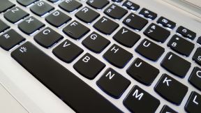 Tastatura F i J tasteri crtica