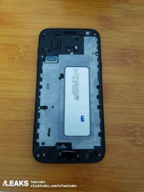 Samsung Galaxy J5 telefon srednje klase uskoro u prodaji foto
