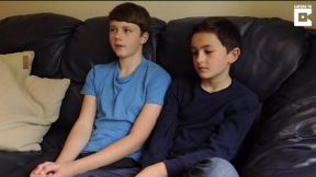Charlie bit me posle 10 godina viralni youtube video Carli me je ujeo