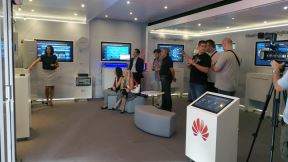 Huawei Demo Truck Beograd, Srbija, Huawei Road Show