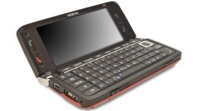 Samsung Galaxy F savitljivi telefon i Nokia Communicator E90