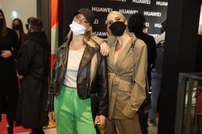 huawei experience store srbija tc galerija belgrade beograd na vodi, huawei sniženje 50%