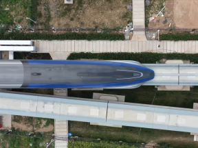 IronLev demonstracija maglev vozova na postojećim šinama