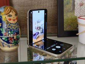 Samsung Galaxy Z Flip3 5G Slike Uživo (28)