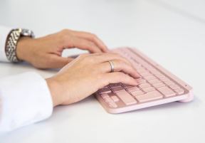 mx-keys-mini-stefan-stojanović-29.jpg