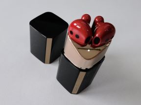 Huawei FreeBuds Lipstick 2.jpg