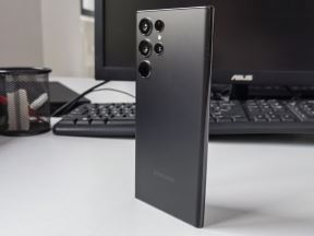 Samsung Galaxy S22 Ultra uživo (6).jpg