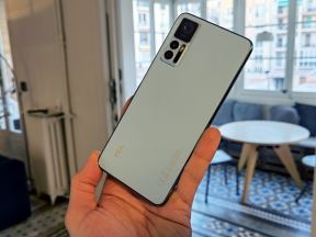 TCL 30+ (2).jpg