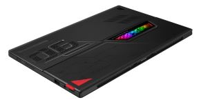 ASUS ROG Flow Z13 zadnja strana položeno