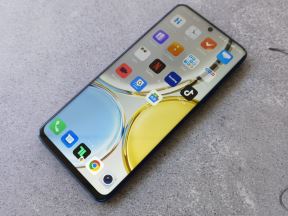 HONOR Magic4 Lite Uživo slike (1).jpg