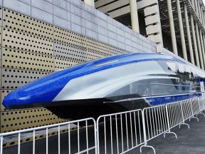Kineski najbrži voz na svetu maglev.jpeg