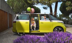VW_NGW6_Showroom_IDBuzz_Gallery_Exterior-5_05-10-22.jpg