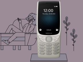 Nokia_8210_4G 1.jpg