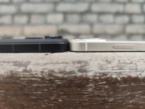iPhone vs Asus 3.jpg