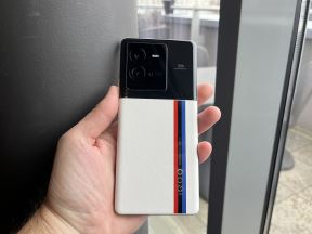 iQOO 10 Pro 1.JPG