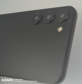 samsung-galaxy-s23-and-s23-plus-dummies-units-leaked-145.jpg