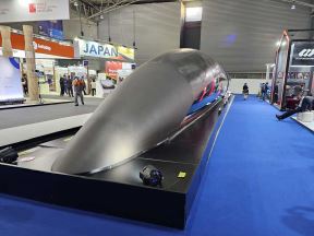 HyperloopTT kapsula za putovanje kroz cevi 1200 kilometara na sat
