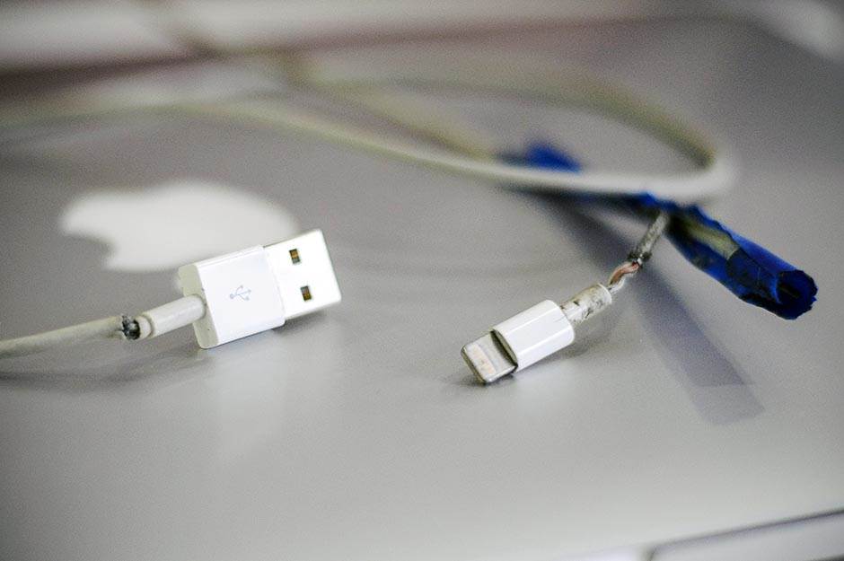 telefon bez punjaca koji smartfon nece imati punjac u kutiji iphone punjac kupovina xiaomi punjac